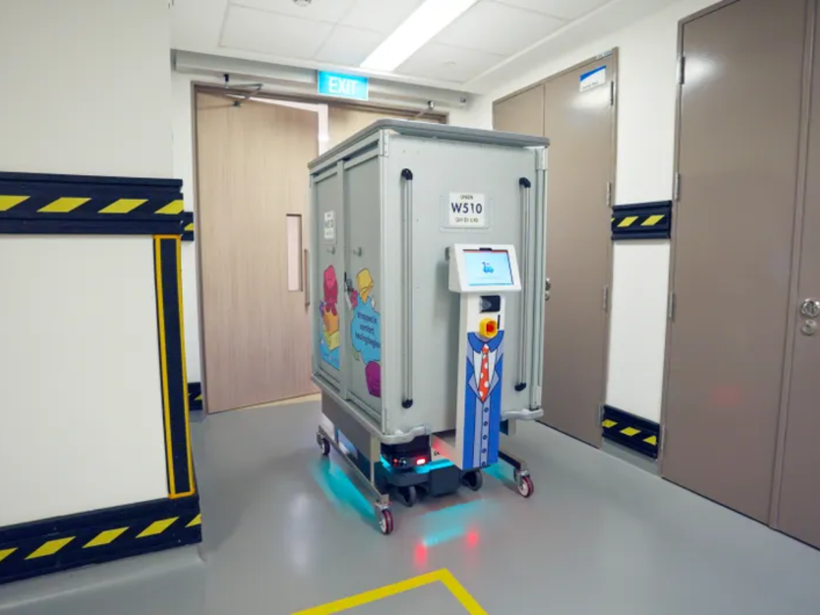 AutomationSG-SIAA-Member-Spotlight-HoST-and-Sonepar-Singapore Drive Large-Scale-Robotics-Deployment-at-Sengkang-General-Hospital